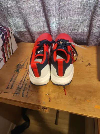 Zapatillas Adidas Ultraboost Copa Chile rojas - miniatura 3