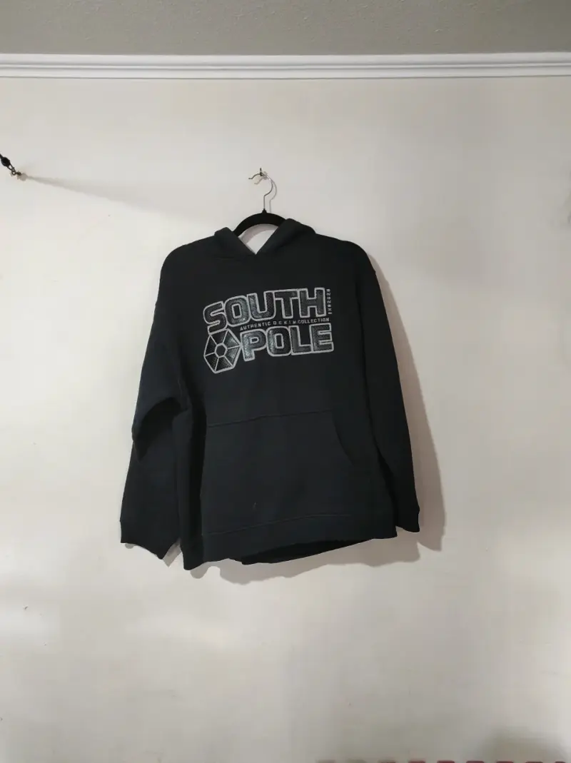 Polerón negro Southpole con capucha - 1