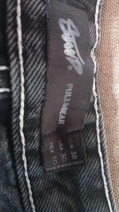 Pantalones cargo negros para hombre Pull&Bear - miniatura 2