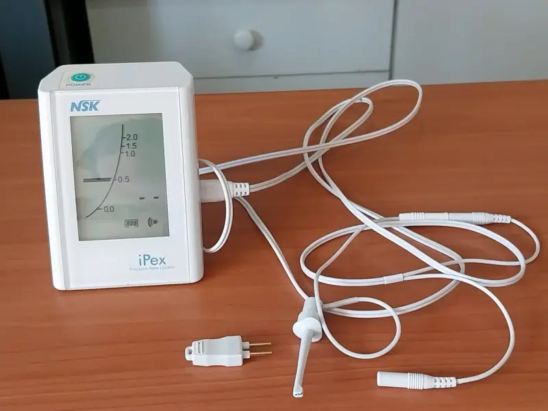 Localizador de ápice dental NSK iPex en buen estado - 2