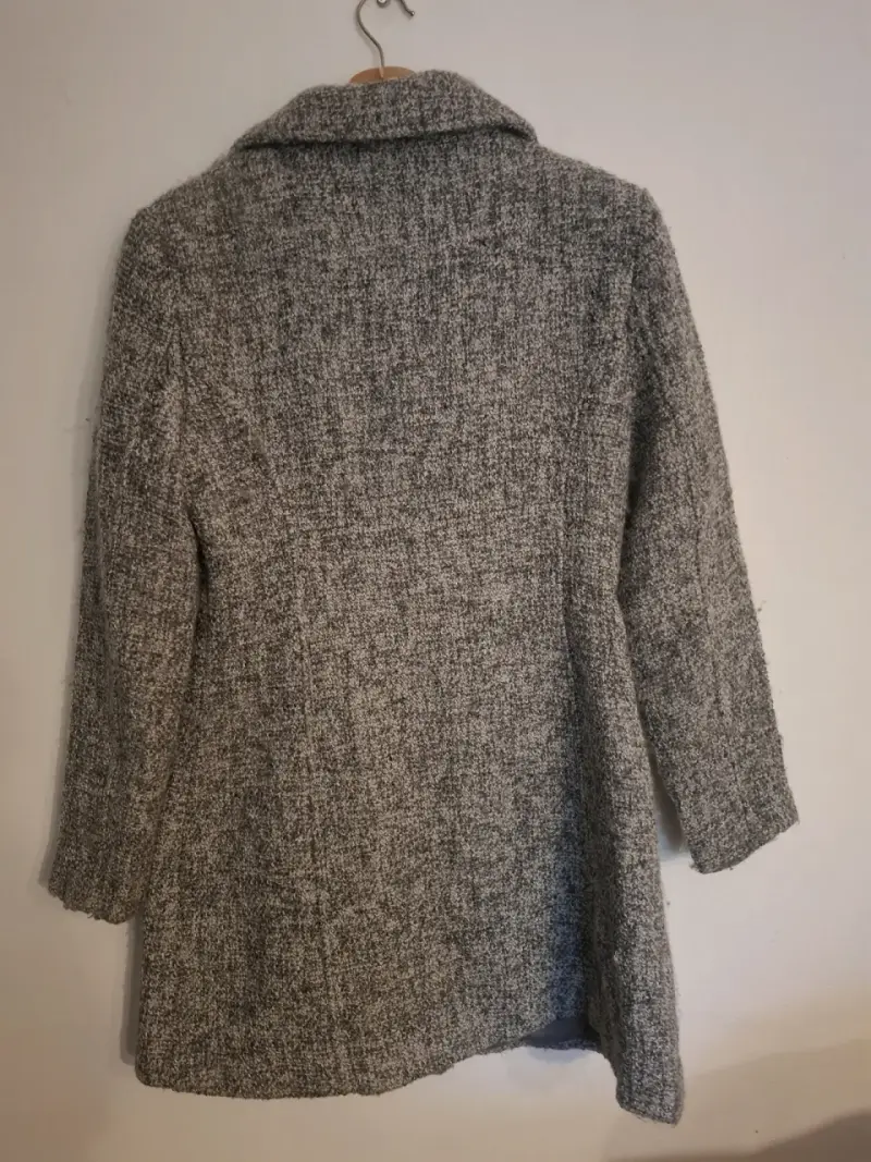 Abrigo de lana gris para mujer - 3