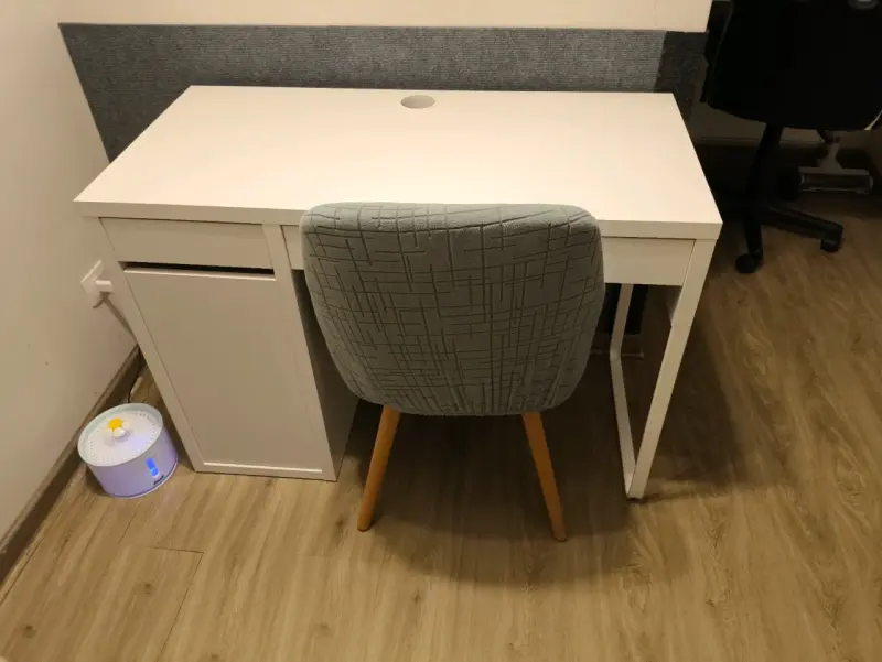 Escritorio Ikea blanco nuevo - 5