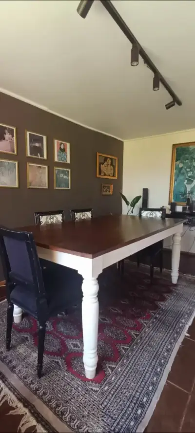 Mesa de comedor de madera estilo clásico - miniatura 2