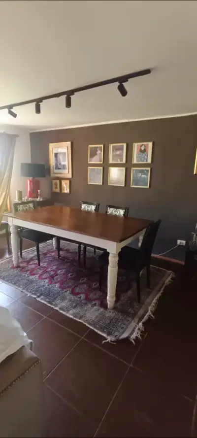 Mesa de comedor de madera estilo clásico - miniatura 3