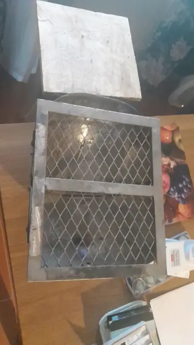Parrilla portátil de hierro sin tapa - miniatura 1