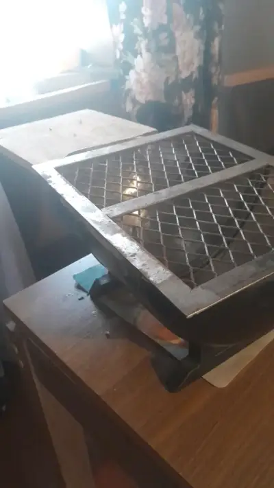 Parrilla portátil de hierro sin tapa - miniatura 2