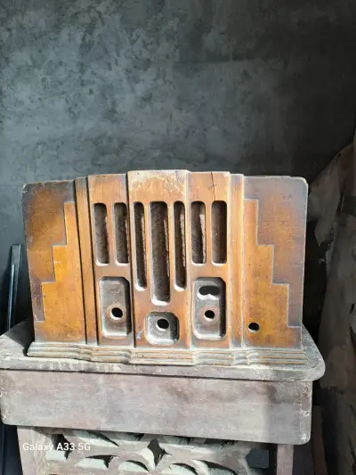 Silla de ruedas antigua de madera - miniatura 6