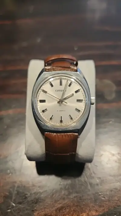 Reloj Citizen (mecanico) con correa de cuero - miniatura 1