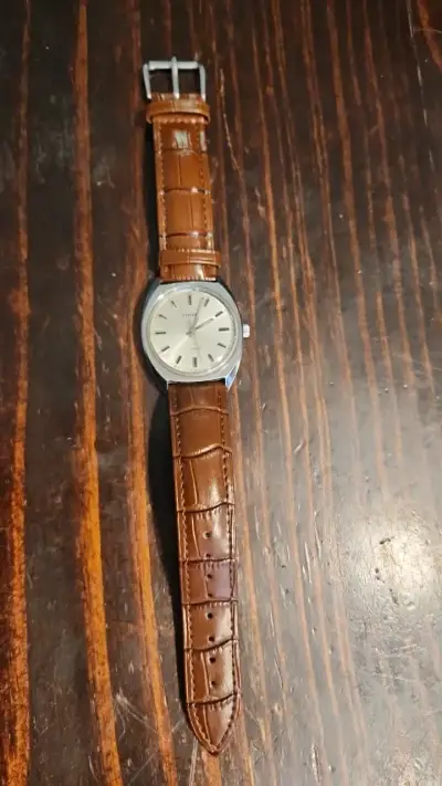 Reloj Citizen (mecanico) con correa de cuero - miniatura 2