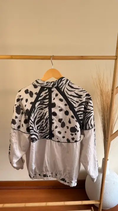 Chaqueta deportiva estampado animal print - miniatura 5