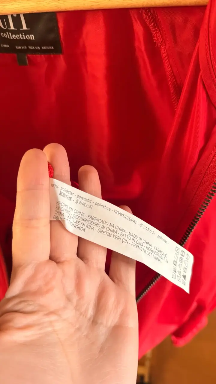 Chaqueta Roja Zara Mujer con Capucha - 3