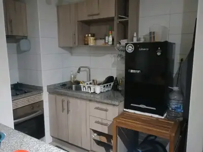 Refrigerador compacto Libero negro con garantía - miniatura 1
