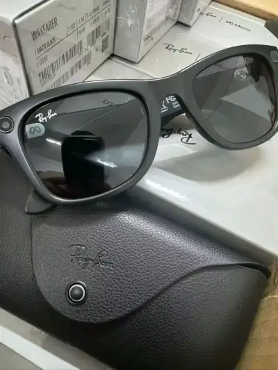 Gafas Inteligentes Ray-Ban Meta Wayfarer Negras - miniatura 2