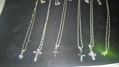 Collares de plata con dijes de cruz - miniatura 2