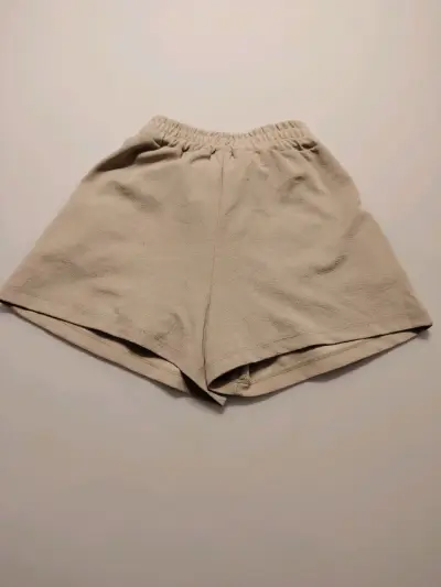 Shorts beige con lazo talla M - miniatura 2
