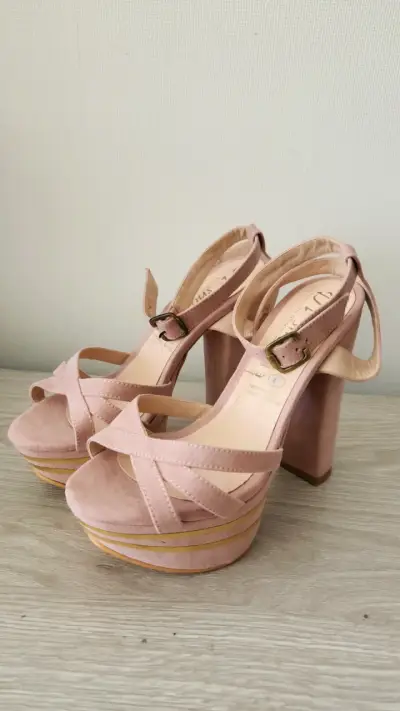 Sandalias Rosado Nude Talla 36 Plataforma - miniatura 1