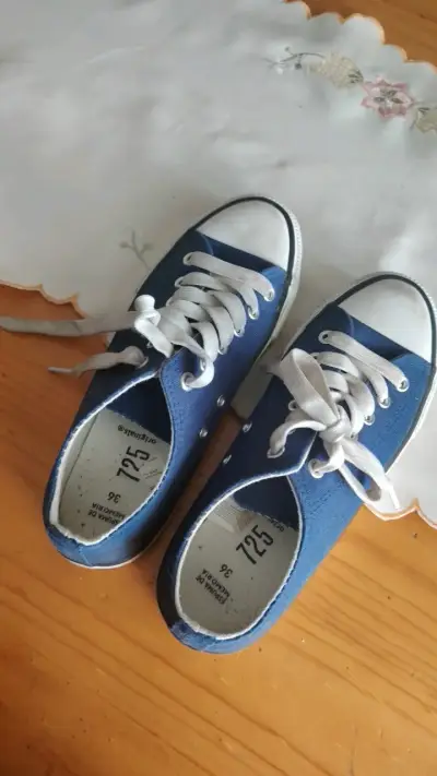 Zapatillas azules de lona talla 36 - miniatura 1