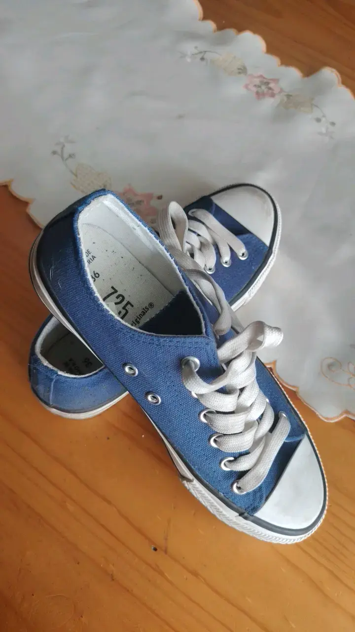 Zapatillas azules de lona talla 36 - 2