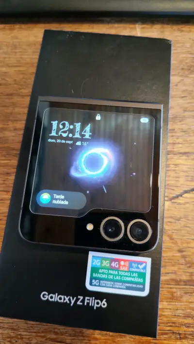 Galaxy Z Flip 6 - miniatura 1
