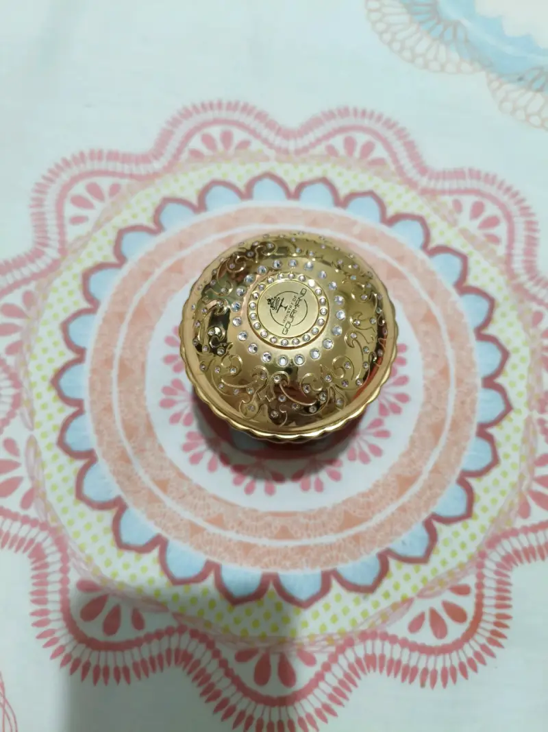 Perfume Paris Corner Ministry Of Oud dorado - 1
