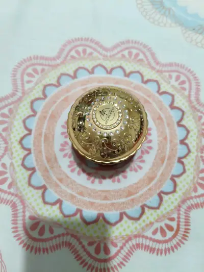Perfume Paris Corner Ministry Of Oud dorado - miniatura 1