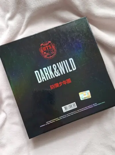 Álbum BTS Dark & Wild Edición Especial - miniatura 3