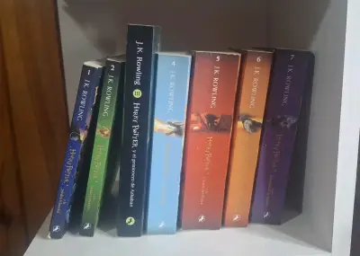 Colección completa de Harry Potter en españo - miniatura 1
