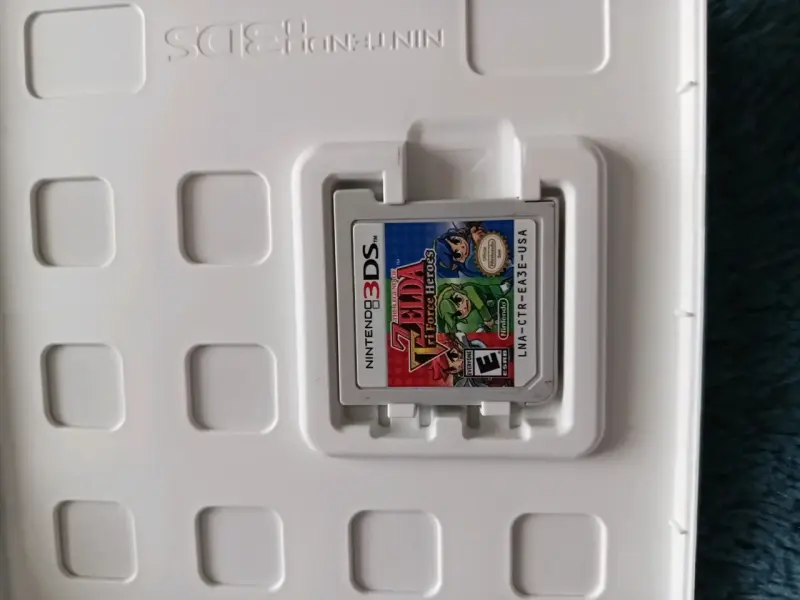 3DS The Legend of Zelda: Tri Force Heroes - 4