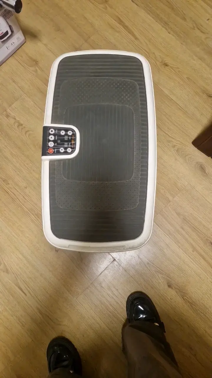 Plataforma vibratoria de ejercicio con control digital - 2