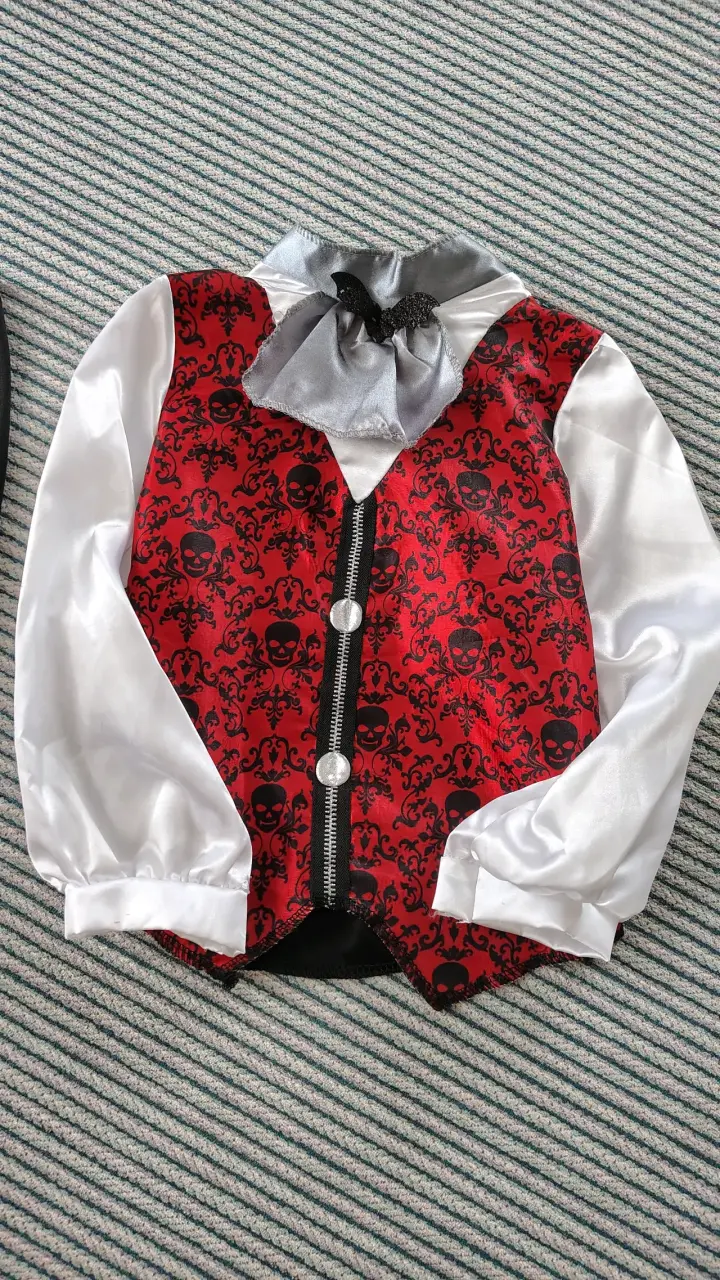 Disfraz de vampiro para niño con capa y chaleco - 2