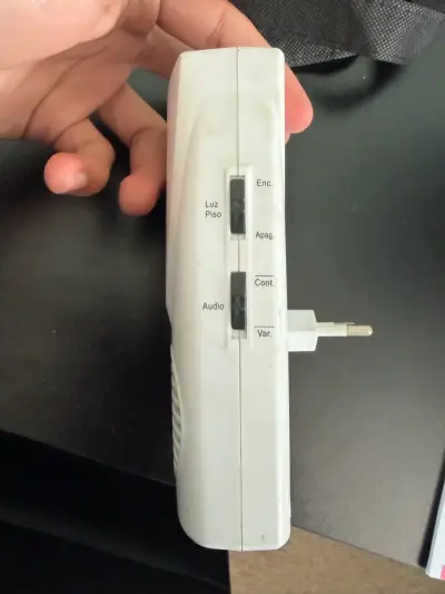Repelente ultrasónico Deluxe para insectos - miniatura 2