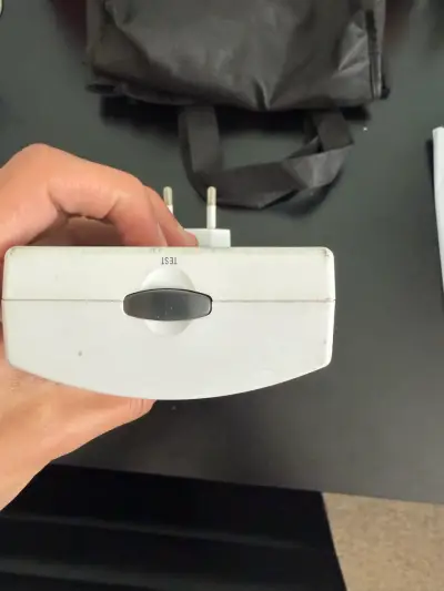 Repelente ultrasónico Deluxe para insectos - miniatura 6