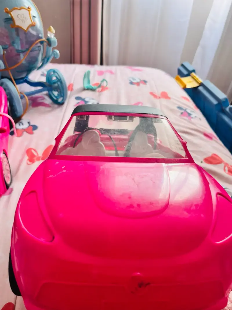 Auto Convertible de Barbie Mattel - 4