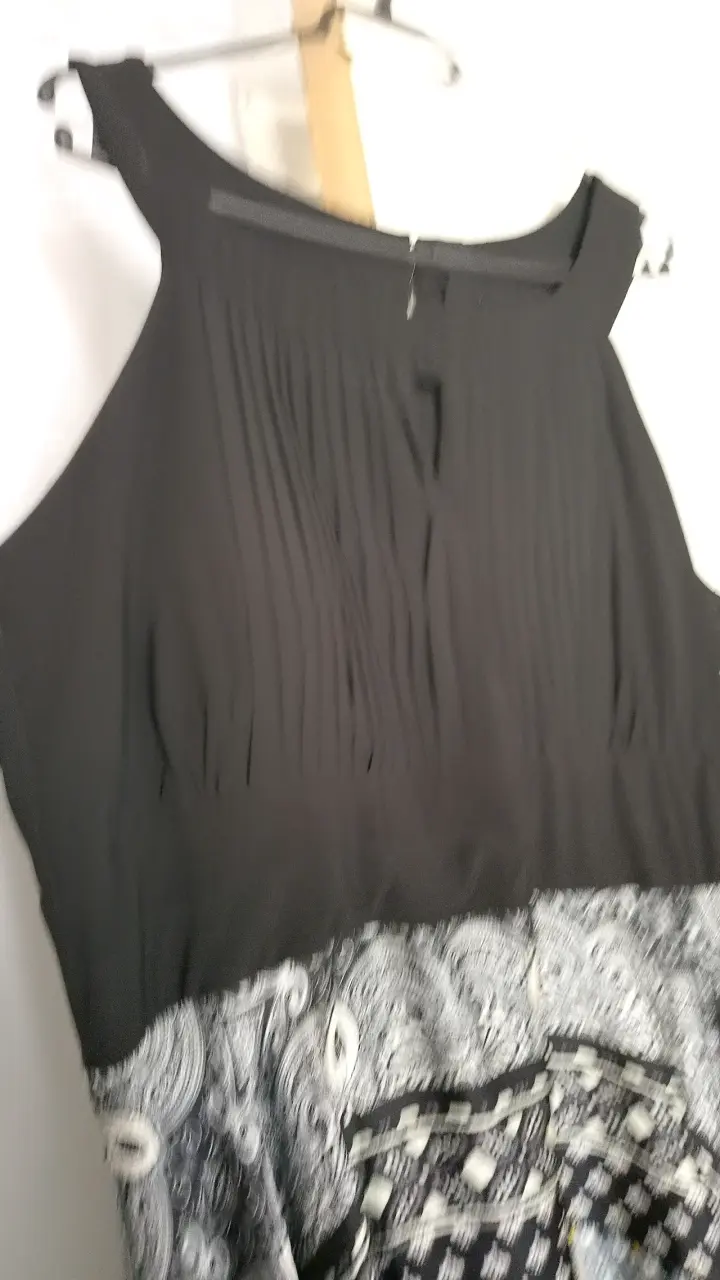 Vestido negro con estampado paisley - 2