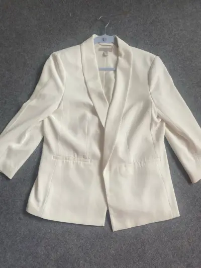 Blazer blanco elegante para mujer H&M - miniatura 1