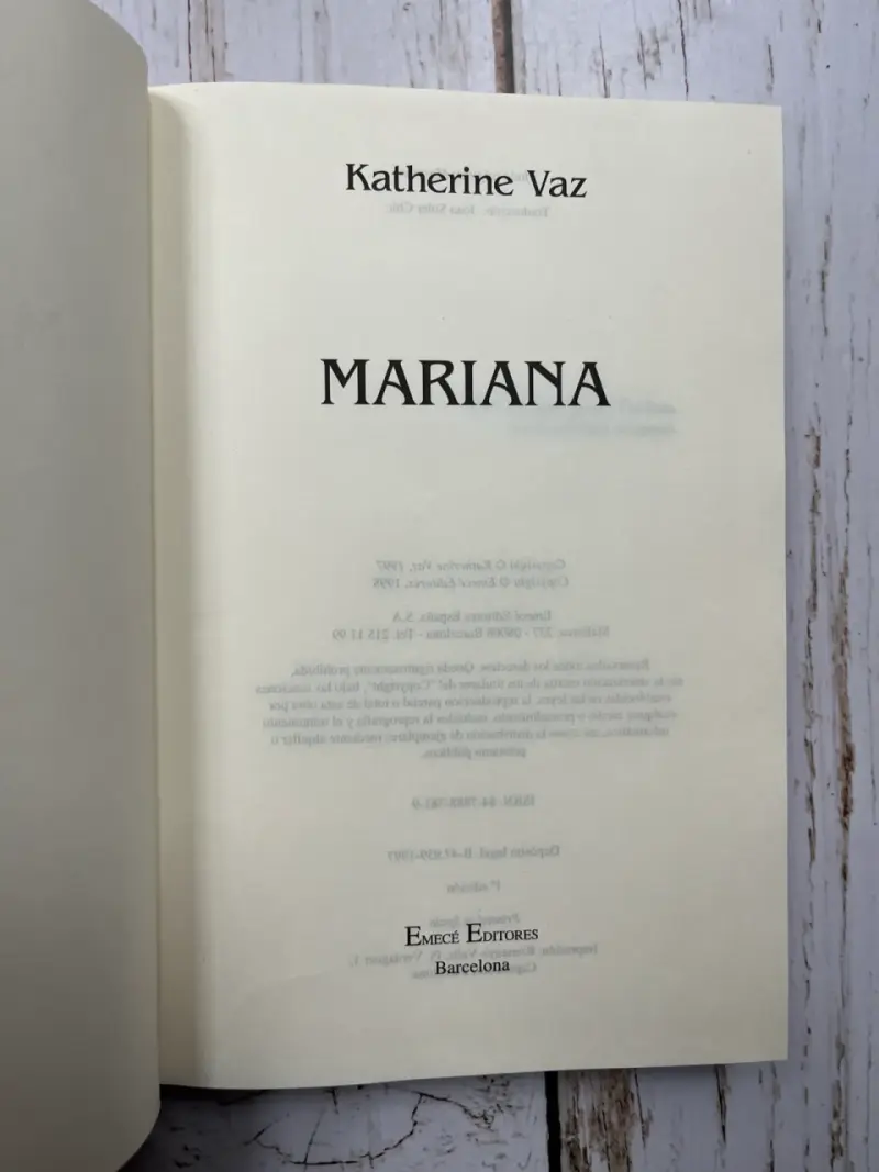 Libro 'Mariana' de Katherine Vaz - 4