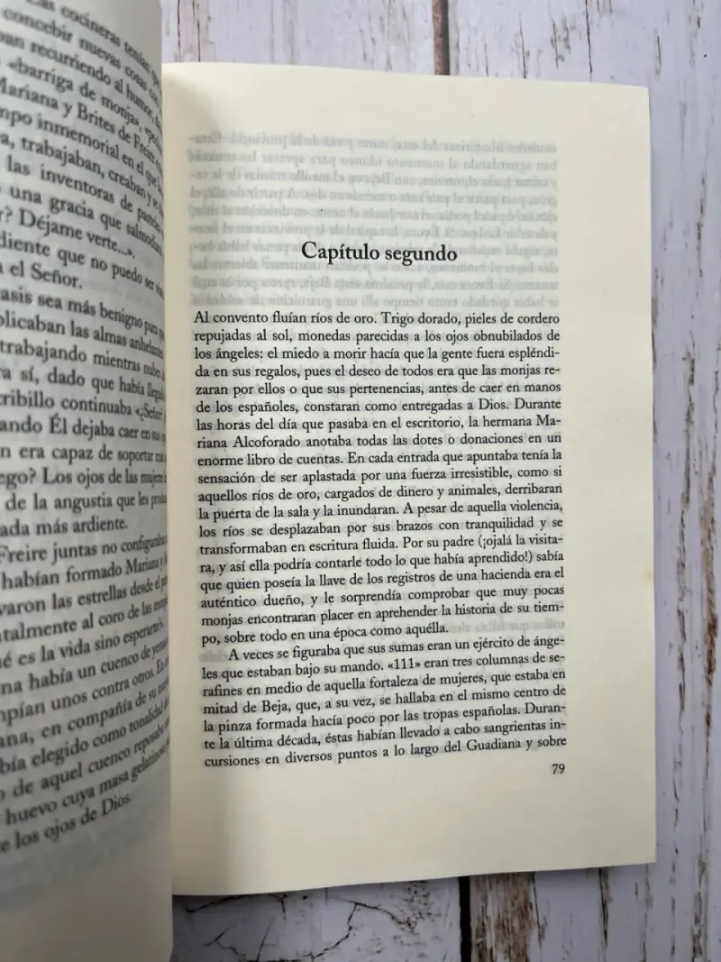 Libro 'Mariana' de Katherine Vaz - 6