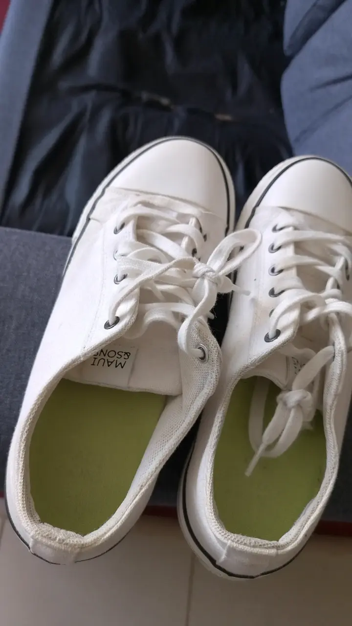 Zapatillas blancas de lona Maui & Sons