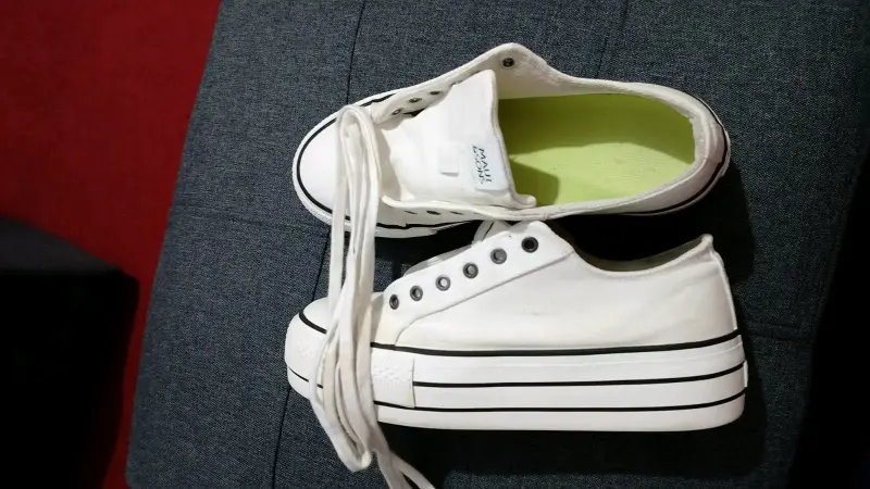 Zapatillas blancas de lona Maui & Sons - 4