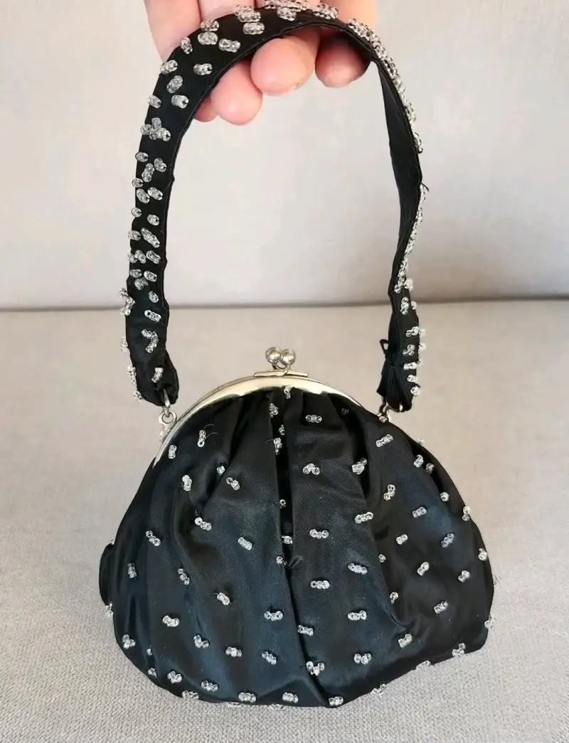 Mini bolso vintage con mostacillas - 4