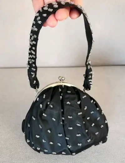 Mini bolso vintage con mostacillas - miniatura 4