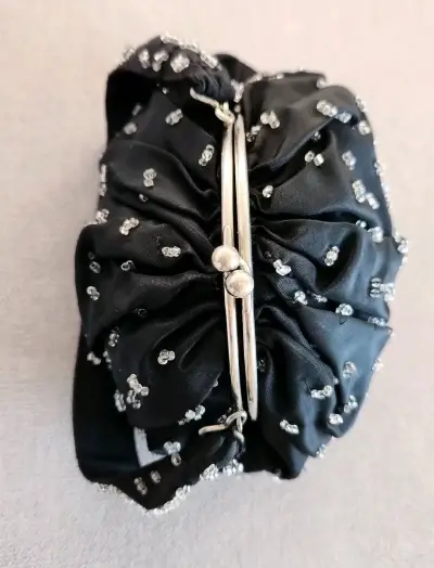 Mini bolso vintage con mostacillas - miniatura 5