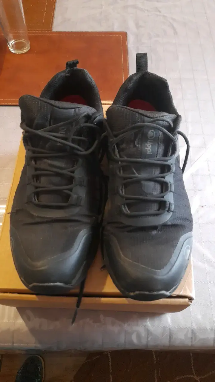 Zapatillas negras lippi Vulcano para mujer