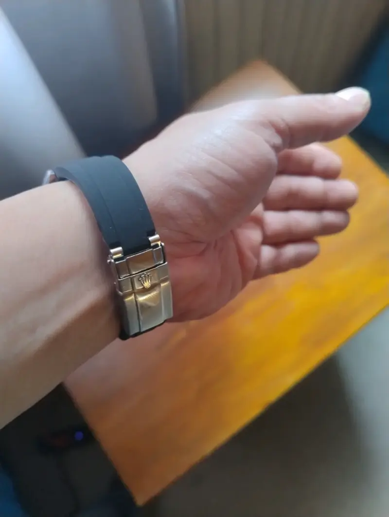 Reloj de pulsera estilo cronógrafo negro - 3