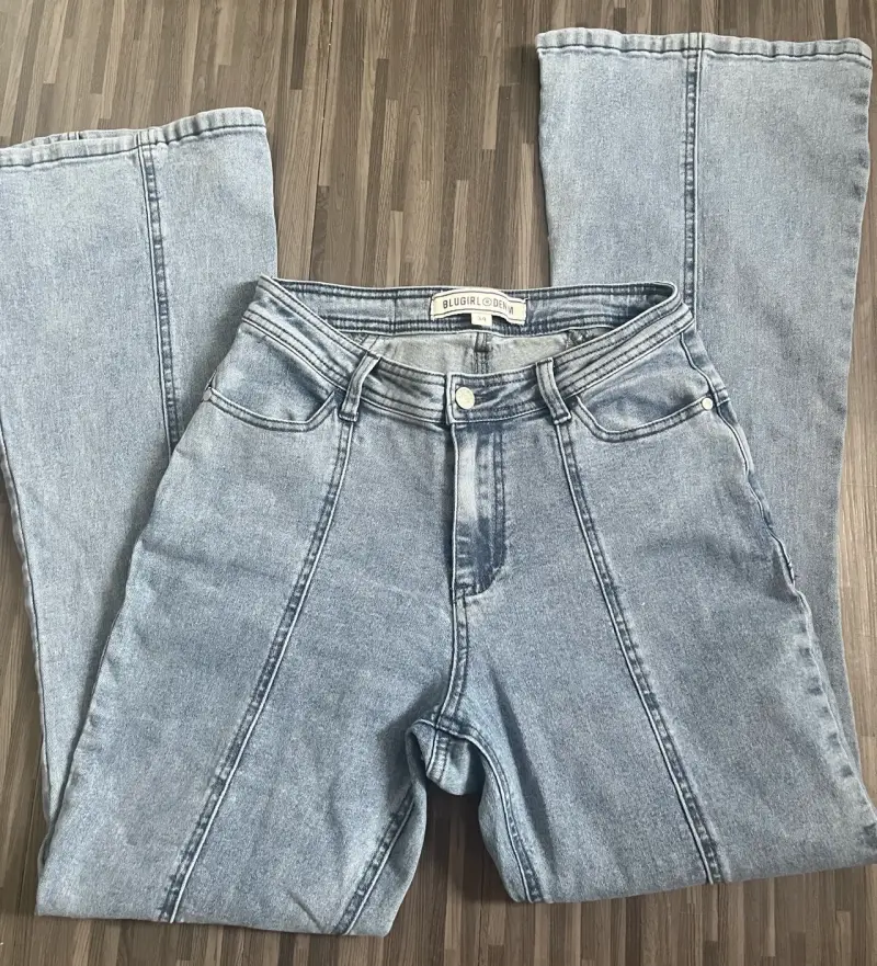 Jeans celeste con diseño de estrellas 36-38 - 2