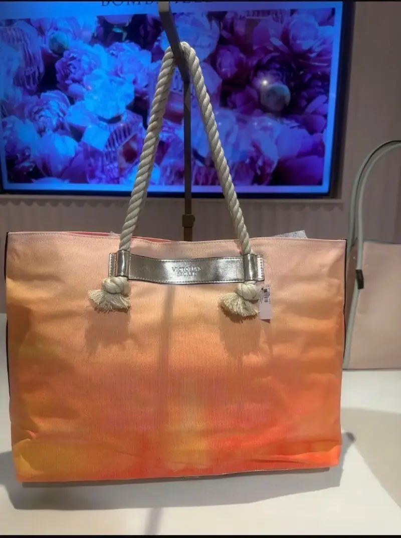 Bolso de playa Victoria's Secret rayado rosado - 6