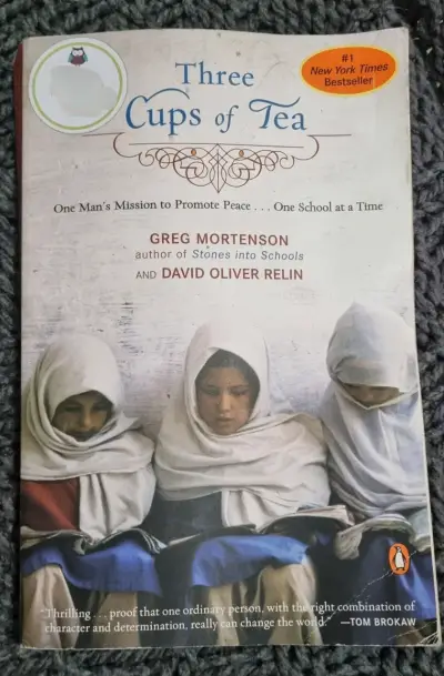 Libro Three Cups of Tea de Greg Mortenson - miniatura 1