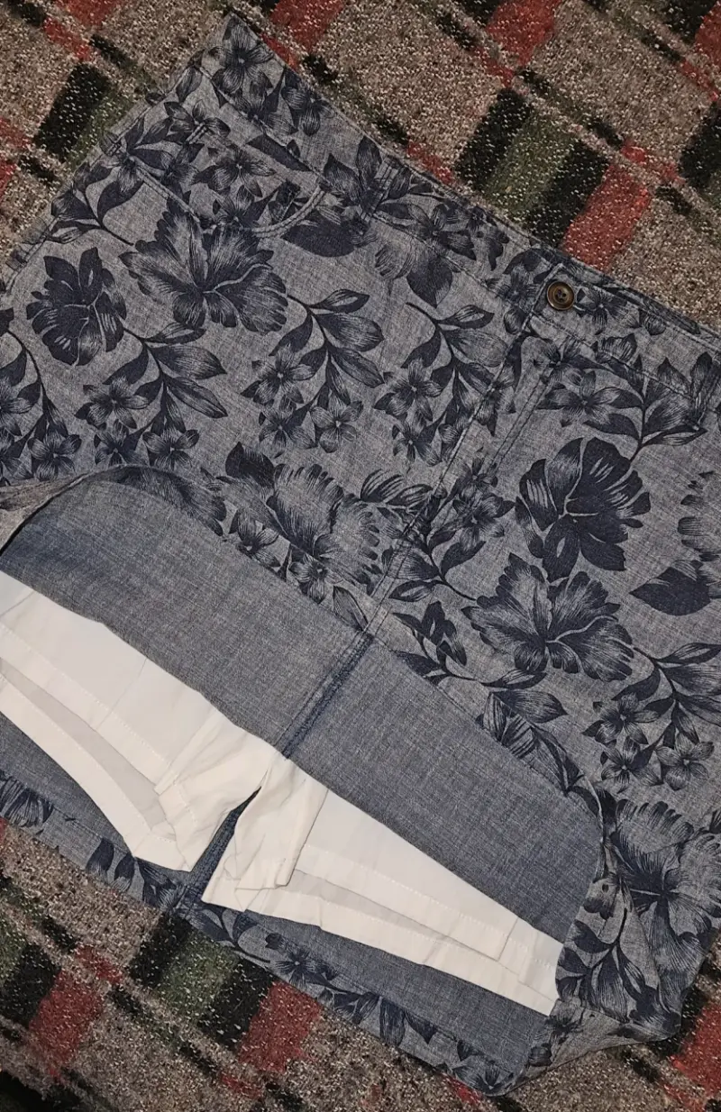 Falda corta floral azul para mujer - 3