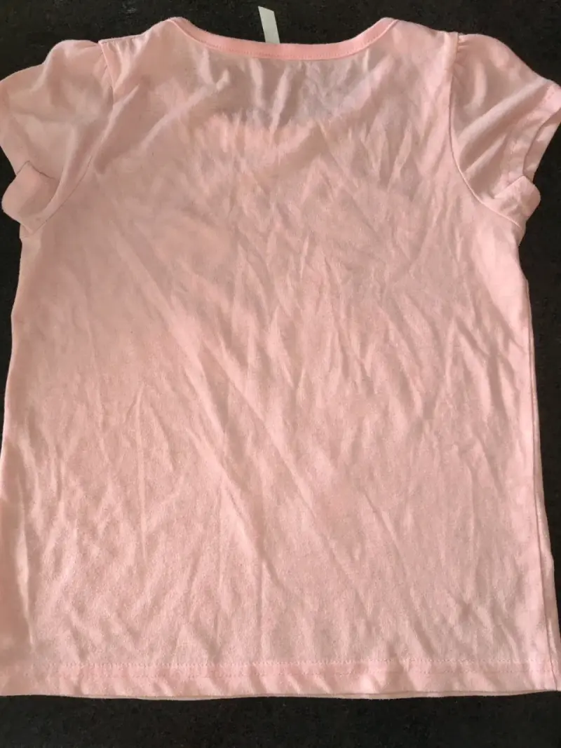 Polera infantil rosa con diseño de flamencos - 2