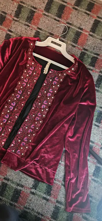 Chaqueta bordada roja de terciopelo University Clu - miniatura 3